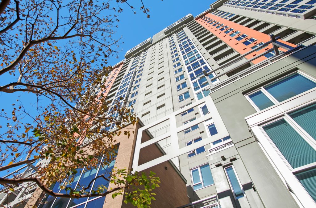 300 West Beach Street Unit 1807