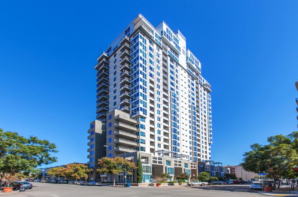 300 West Beach Street Unit 1807