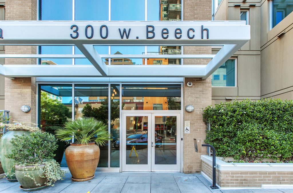 300 West Beach Street Unit 1807